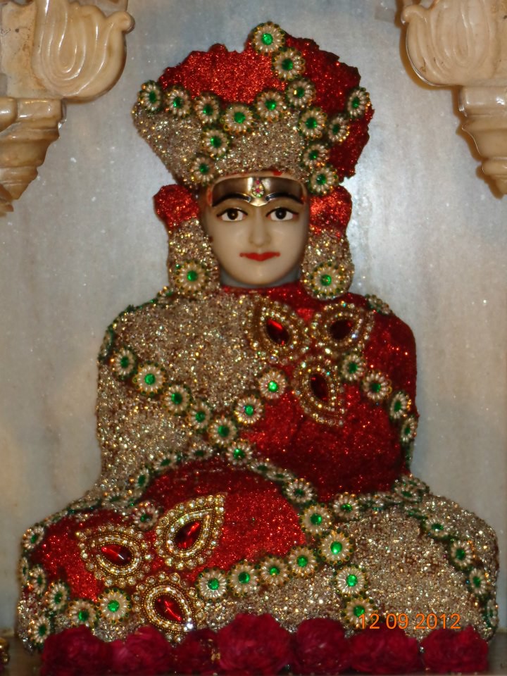 Jain temple art and sacred symbolism